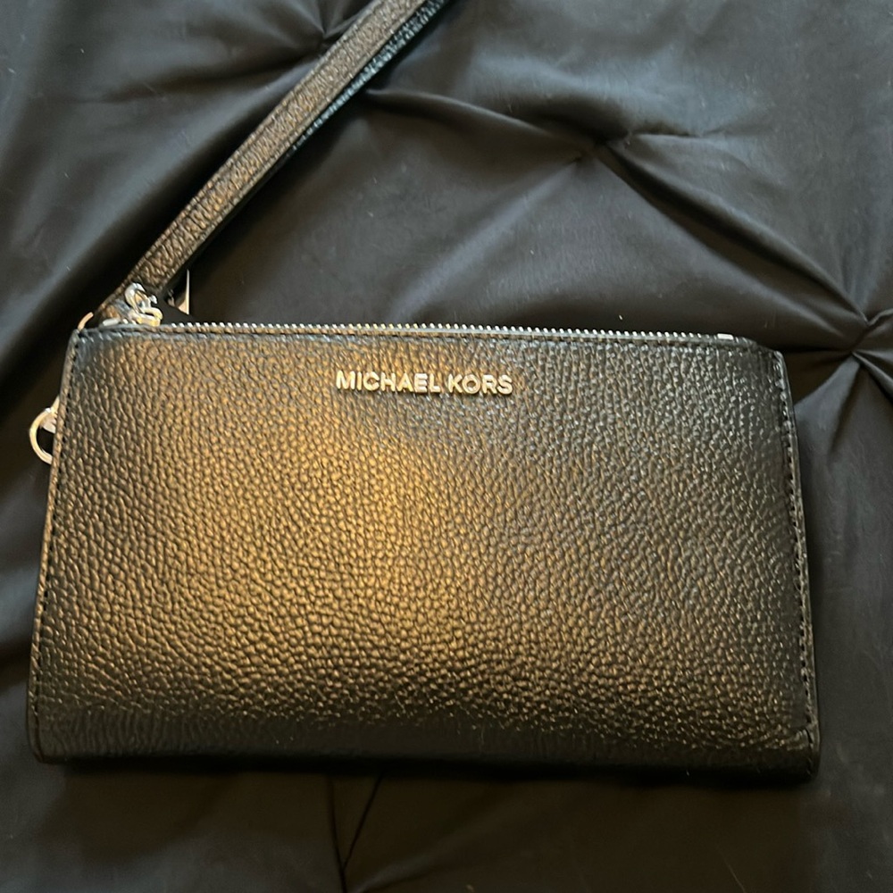 Brand New Black Michael Kors Wristlet